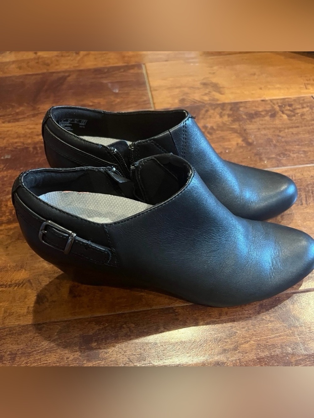 Clark’s Black Wedge Ankle Booties, size 8.5